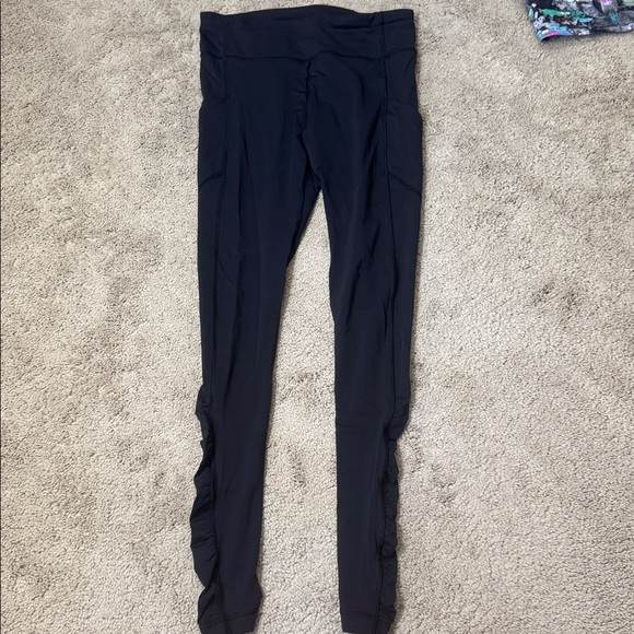 Lululemon Lot of Size 8 Leggings Fast and Free Base Pace 3 pairs!!! - Picture 6 of 12